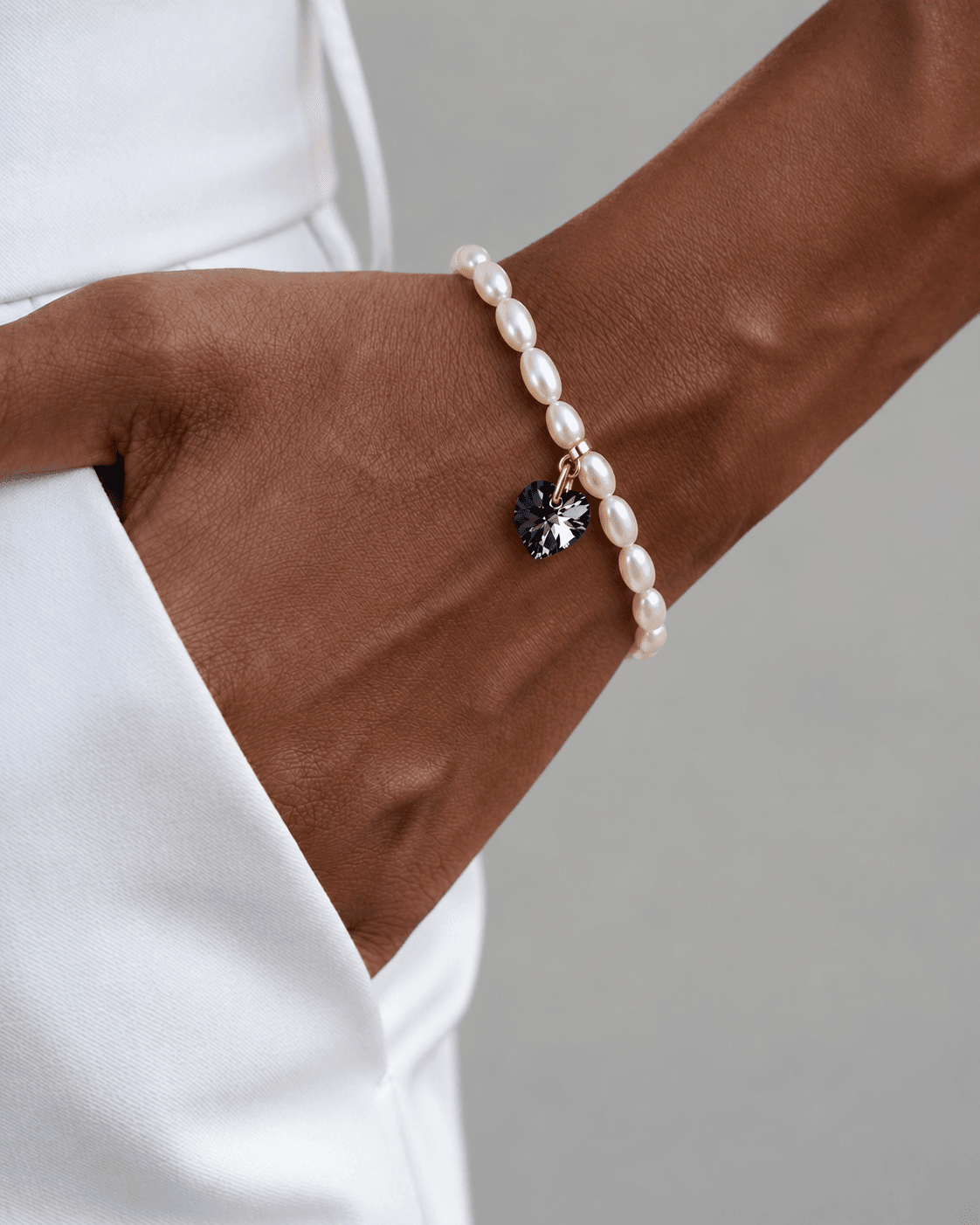 Браслет из жемчуга "Сердце Swarovski" silver night