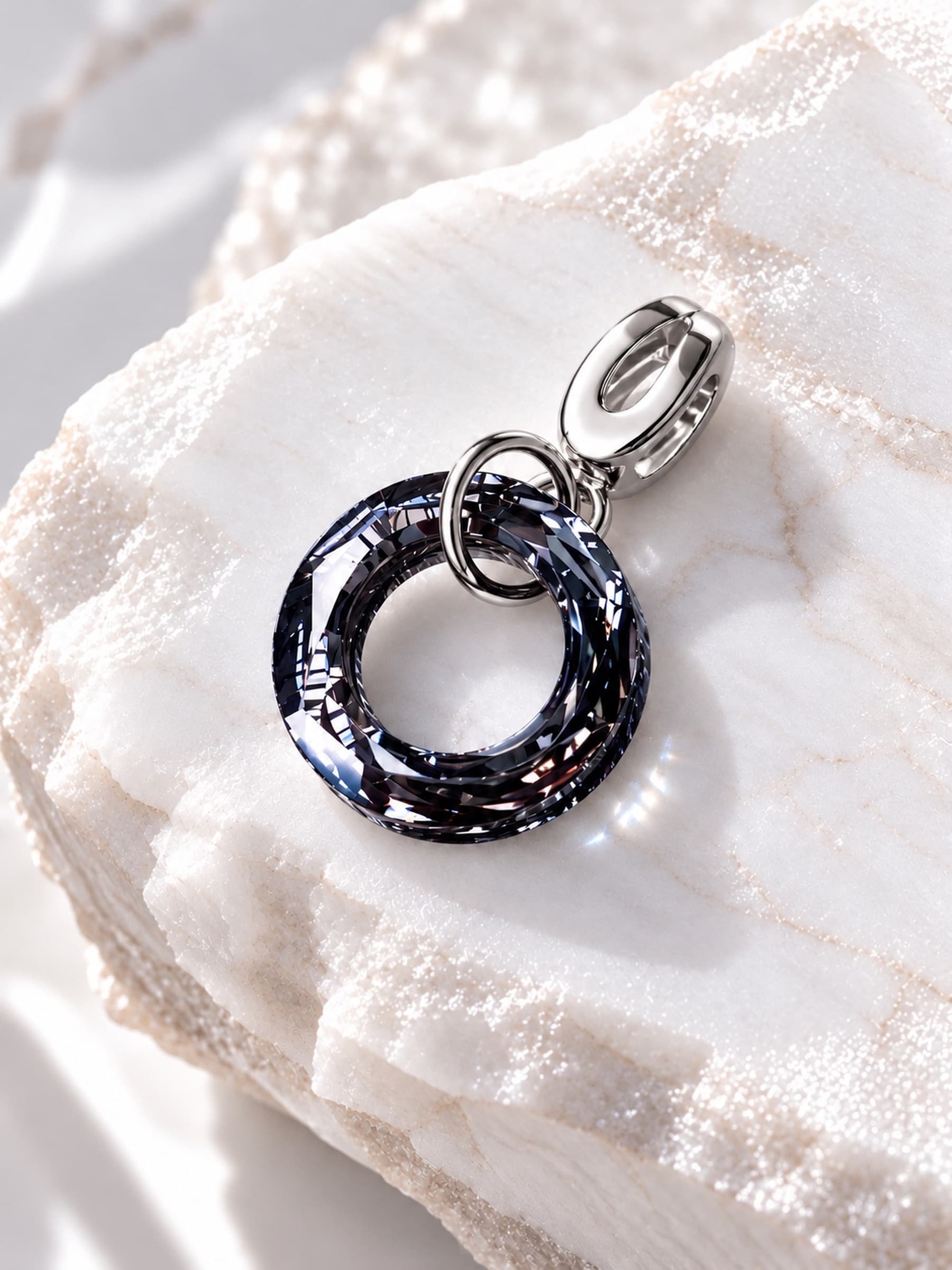 Подвеска на цепочку "Бублик Swarovski" silver night