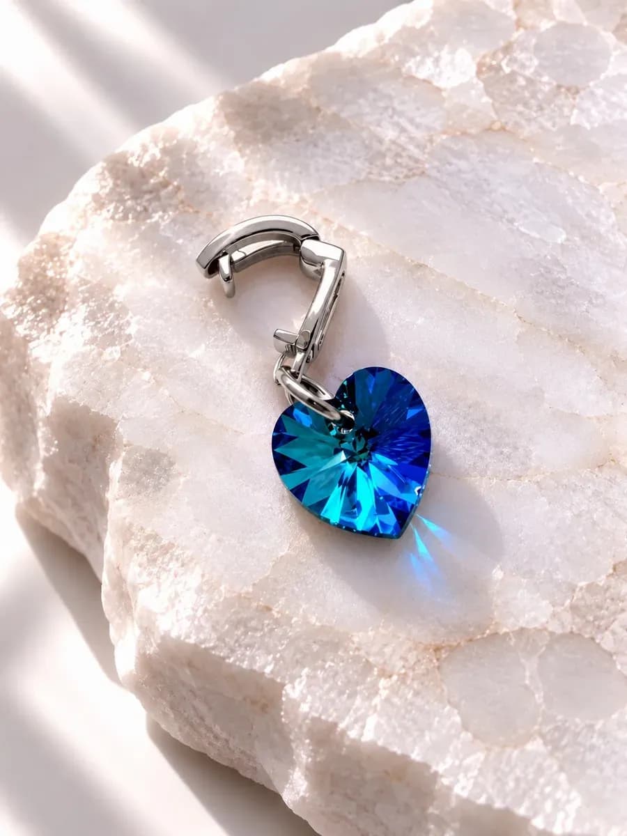 Подвеска на шею сердце swarovski