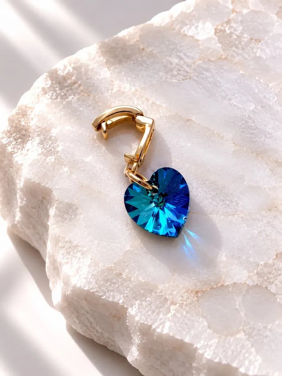 Подвеска на шею сердце swarovski