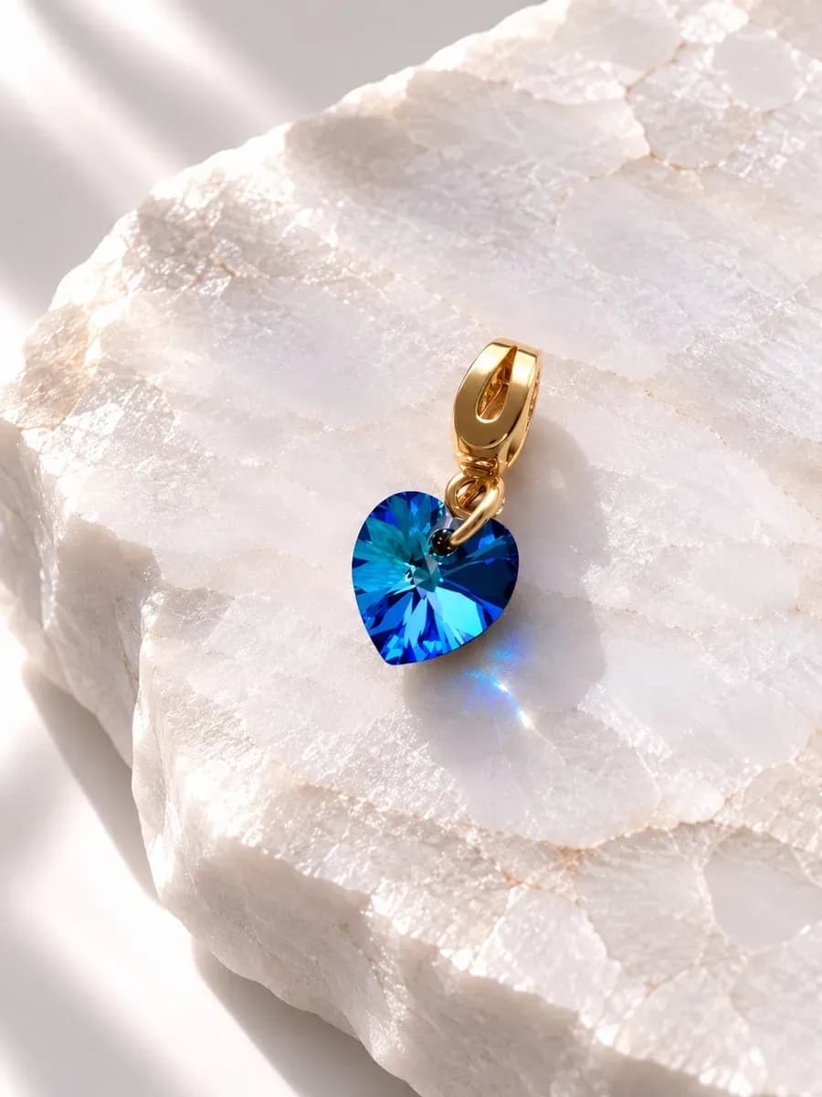Подвеска на шею сердце swarovski